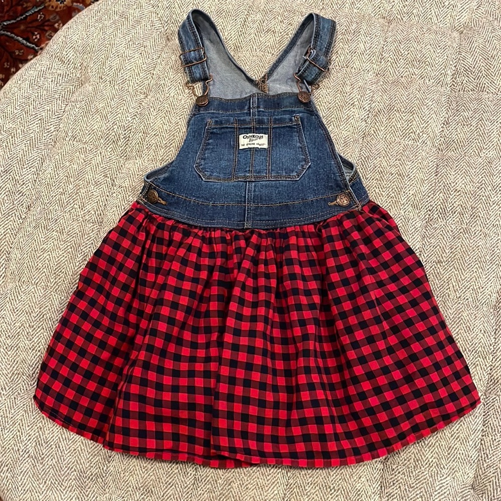 Oshkosh jumper size 5T